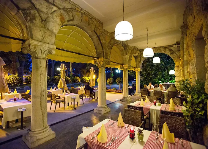Amadria Park Sveti Jakov אופטיה