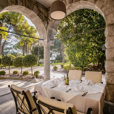 Amadria Park Hotel Sveti Jakov 5*