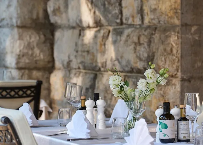 Hotel Amadria Park Sveti Jakov 5*