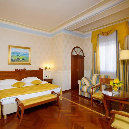 Amadria Park Sveti Jakov 5*