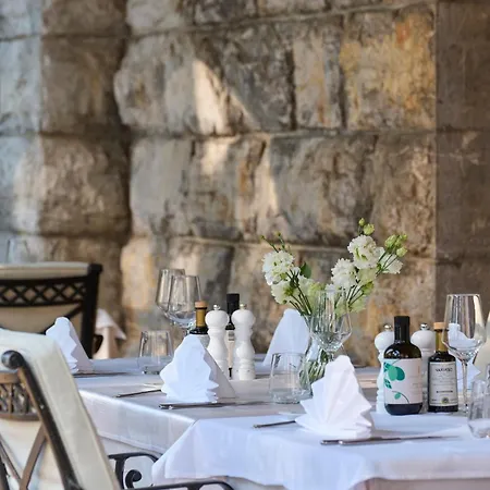 Hotel Amadria Park Sveti Jakov 5*