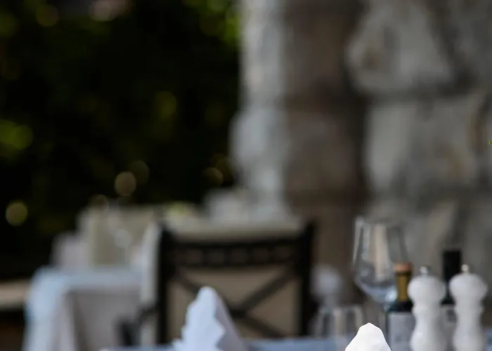 Amadria Park Hotel Sveti Jakov Otel