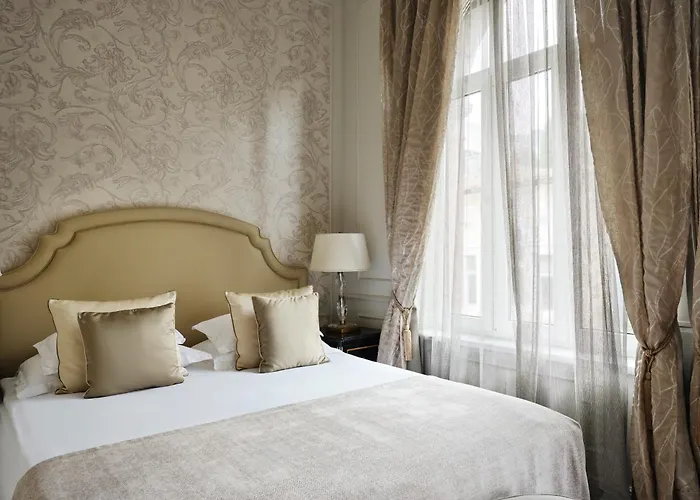 Hotel Amadria Park Sveti Jakov 5*